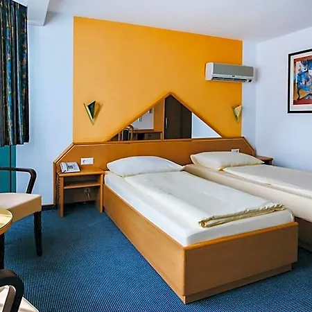 Hotel Central 3*