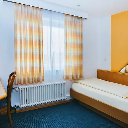 Hotel Central Hotel 3*